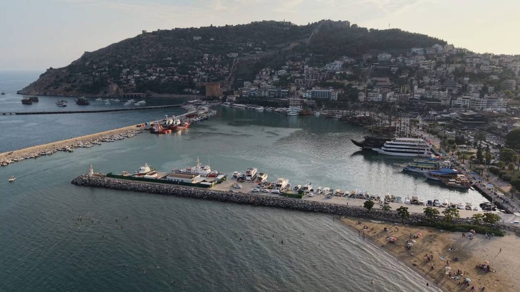 Port w Alanyi